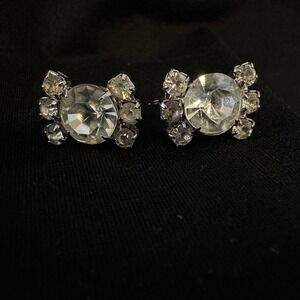 Vintage Crystal Rhinestone Silver Tone Metal Screw Back Earrings